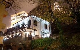 Lambrina Boutique Rooms